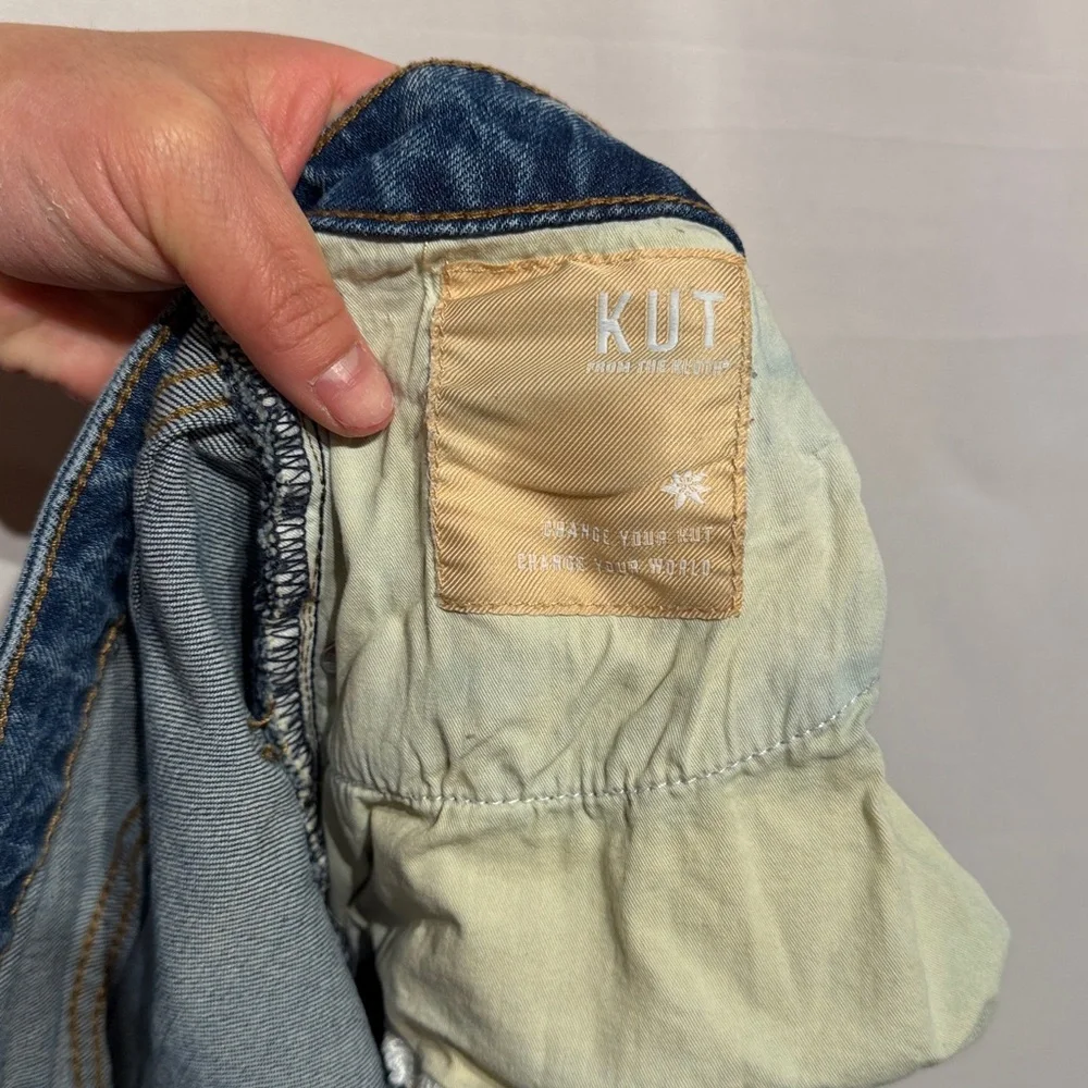 KUT From The Kloth Ashley High-Rise Slouchy Barrel Jean Improving Medium Wash 6 - Picture 12 of 12